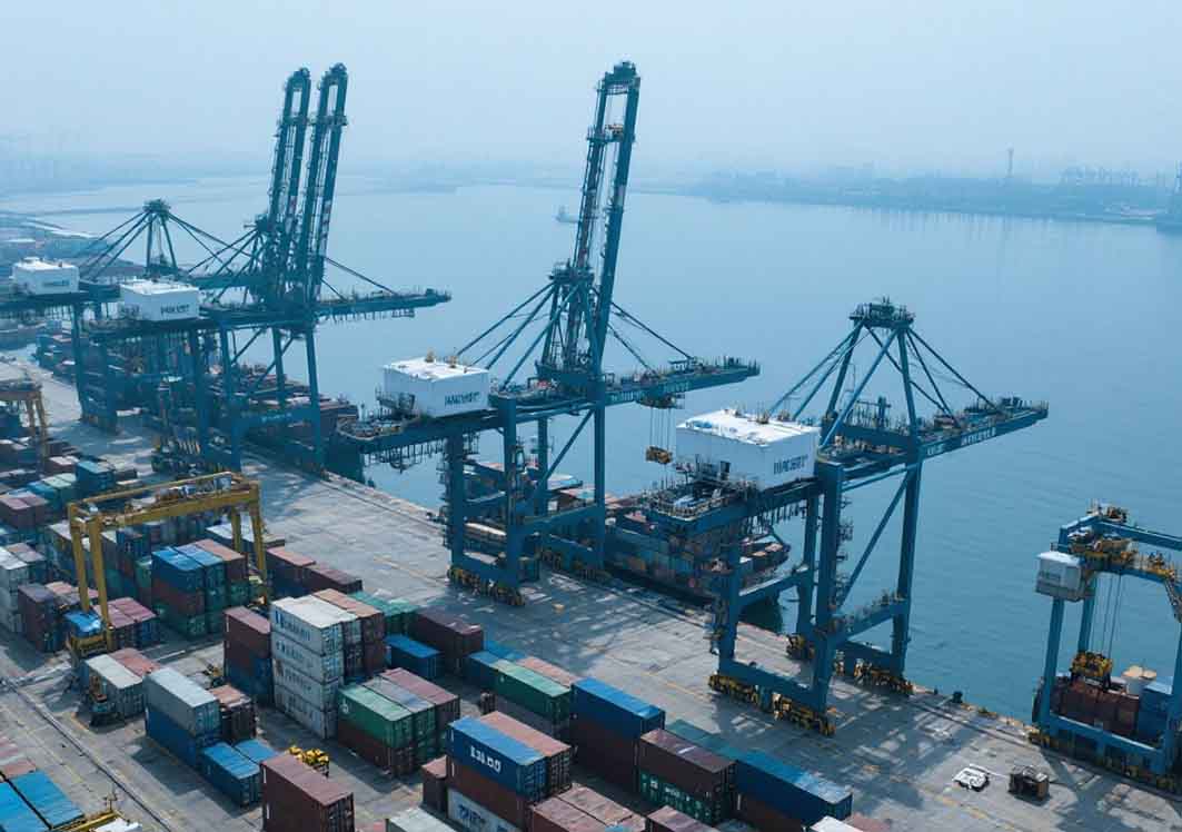 前5個(gè)月我國(guó)貨物貿(mào)易進(jìn)出口增長(zhǎng)2.5%,以保稅物流方式進(jìn)出口增長(zhǎng)5.9%